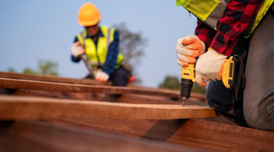 Expert new roof installation services in Chavies, KY